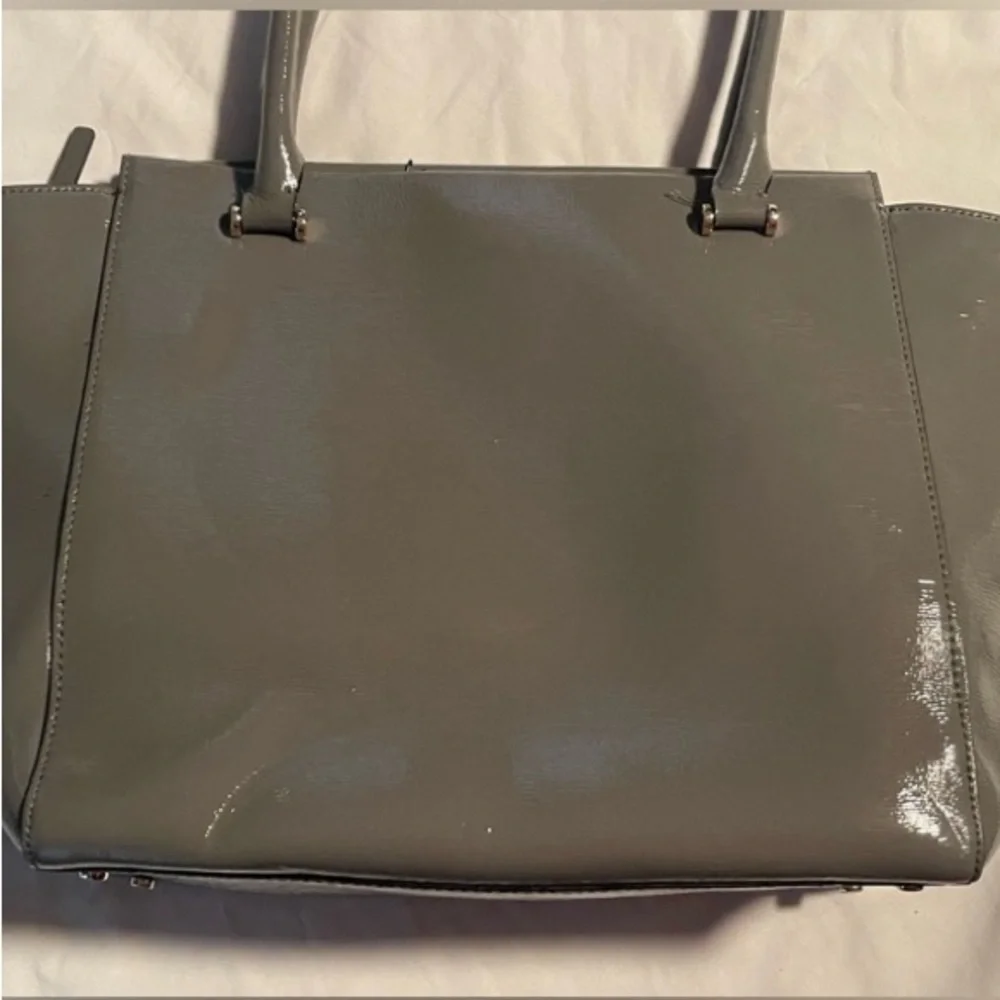 Near Mint! Kate Spade Bixby Place Camryn Large Patent Leather Tote 1st Edition - Picture 4 of 15